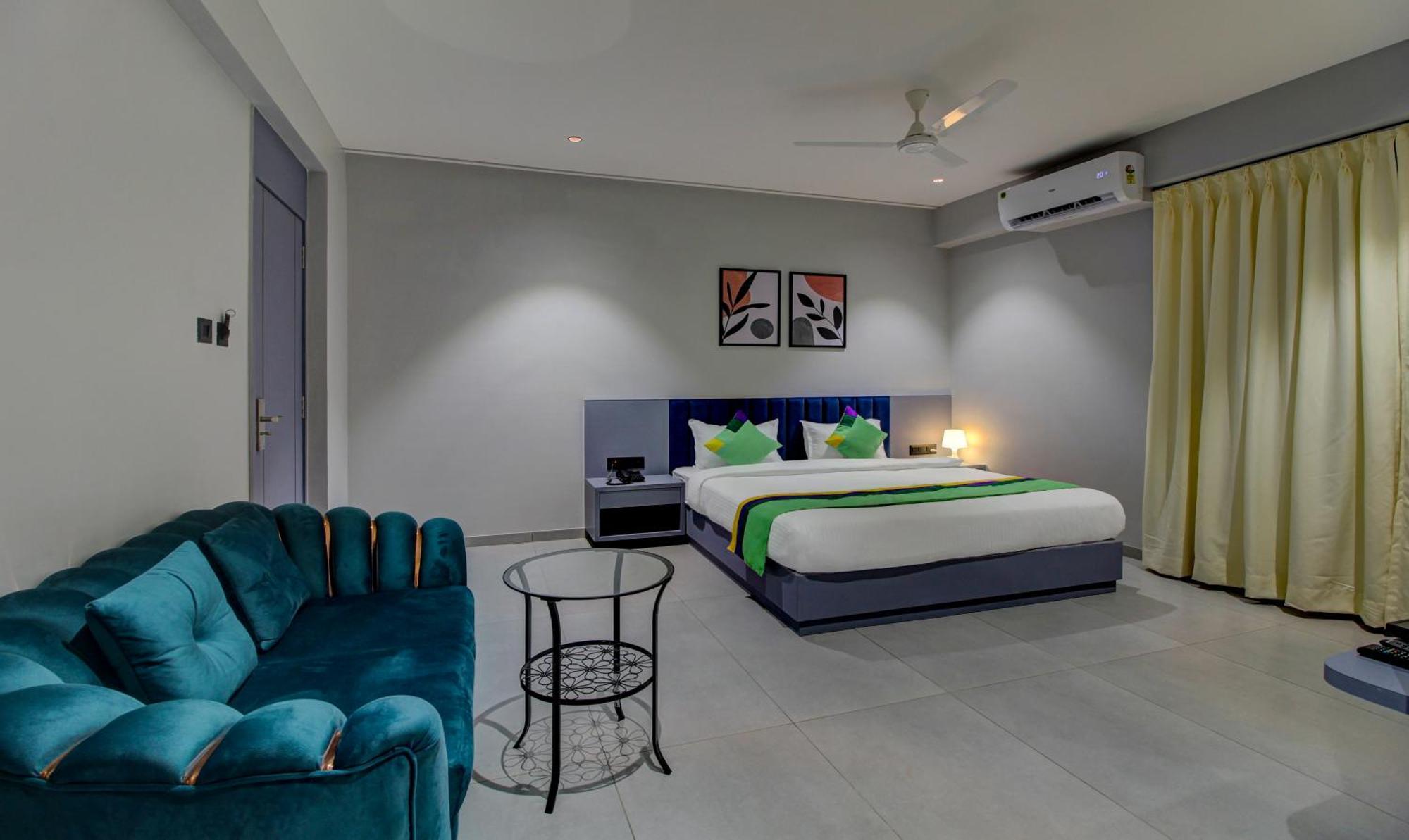 Comfort Inn Baner- Indian Nationals Only Pune Exterior foto